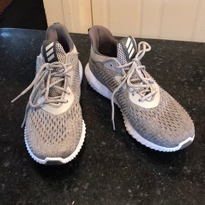 Addidas Bounce Arhletic shoes